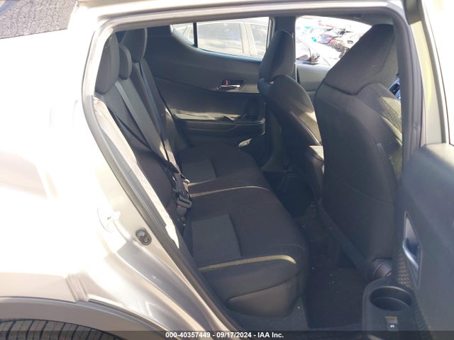 Toyota C-HR LE 2019 JTNKHMBX6K1037677 Image 8