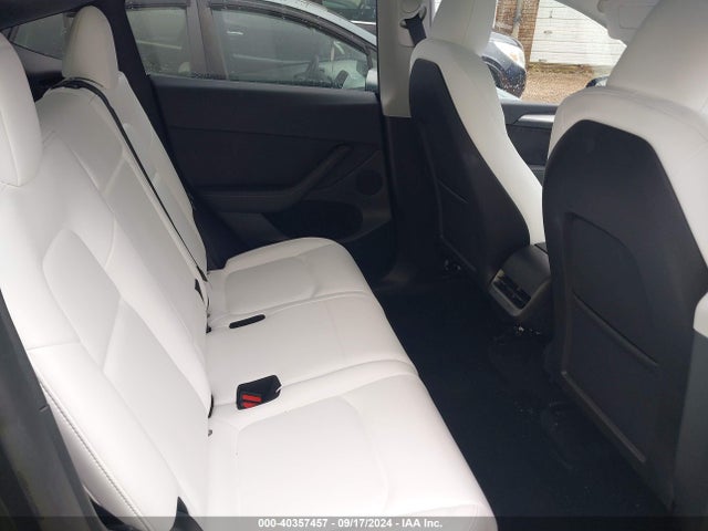 2024 TESLA MODEL Y 7SAYGAEE4RF157380 Photo 7