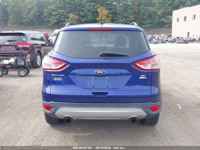 1FMCU9GX1FUA55403 Ford ESCAPE SE