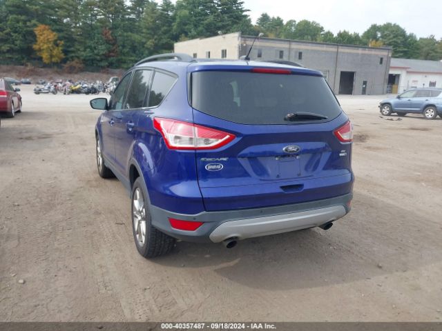 1FMCU9GX1FUA55403 Ford ESCAPE SE