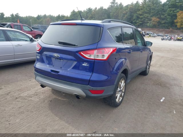 1FMCU9GX1FUA55403 Ford ESCAPE SE