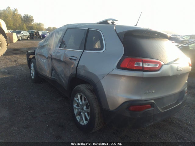 Jeep Cherokee Latitude 2016 1C4PJMCB5GW295524 Image 3
