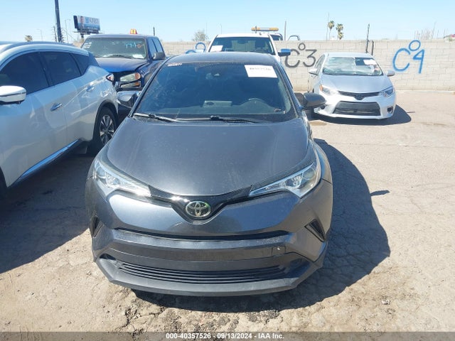 Toyota C-HR XLE 2018 NMTKHMBXXJR056995 Image 12
