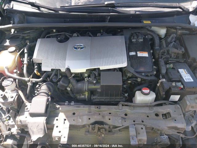 Toyota Prius Two 2016 JTDKBRFU0G3507832 Image 10