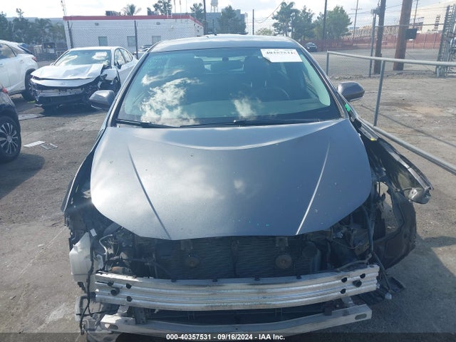 Toyota Prius Two 2016 JTDKBRFU0G3507832 Image 13