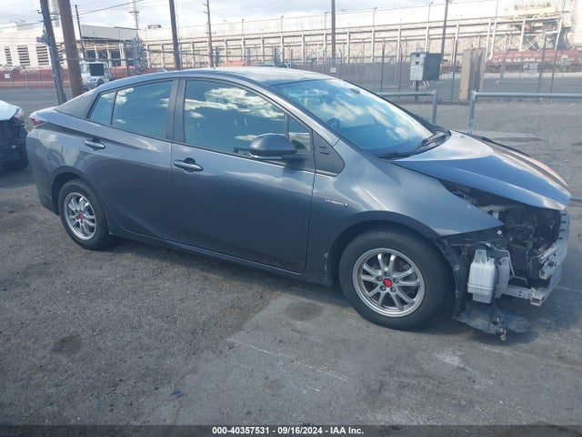 Toyota Prius Two 2016 JTDKBRFU0G3507832 Image 14