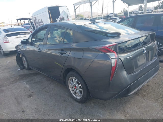 Toyota Prius Two 2016 JTDKBRFU0G3507832 Image 3