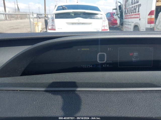 Toyota Prius Two 2016 JTDKBRFU0G3507832 Image 7
