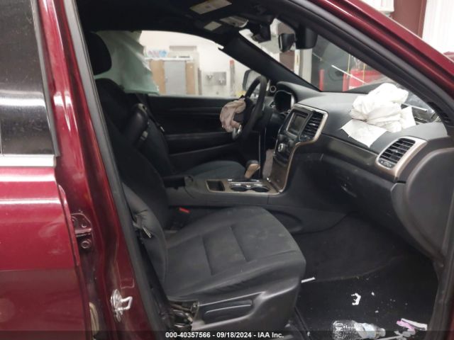 1C4RJEAG5HC923534 Jeep Grand Cherokee Laredo 4x2