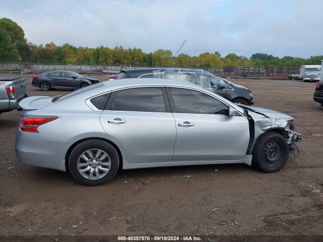 Nissan Altima 2.5 S 2015 1N4AL3AP2FC190230 Image 13