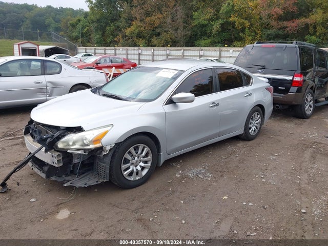 Nissan Altima 2.5 S 2015 1N4AL3AP2FC190230 Image 2