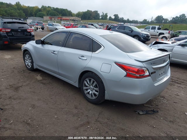 Nissan Altima 2.5 S 2015 1N4AL3AP2FC190230 Image 3