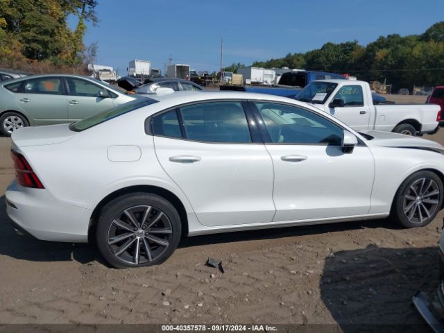 7JR102FKXMG094752 Volvo S60 T5 Momentum