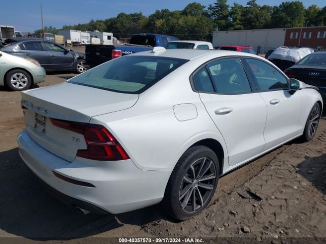 7JR102FKXMG094752 Volvo S60 T5 Momentum