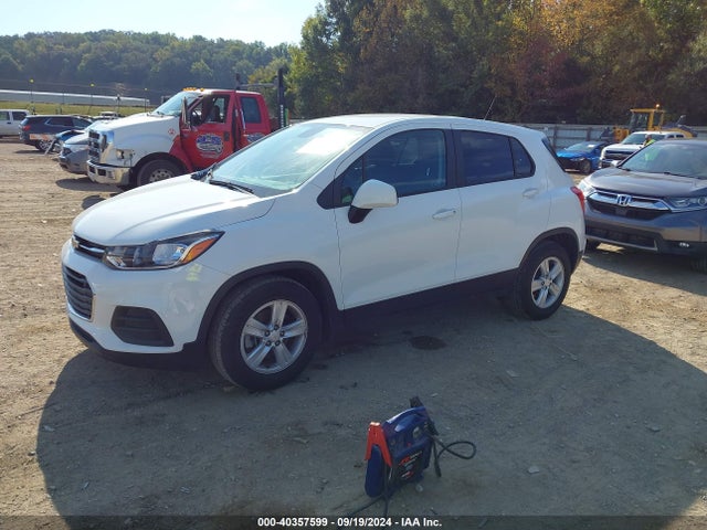 Chevrolet Trax Fwd Ls 2022 KL7CJKSM6NB526728 Image 2