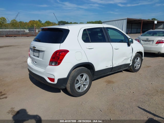 Chevrolet Trax Fwd Ls 2022 KL7CJKSM6NB526728 Image 4