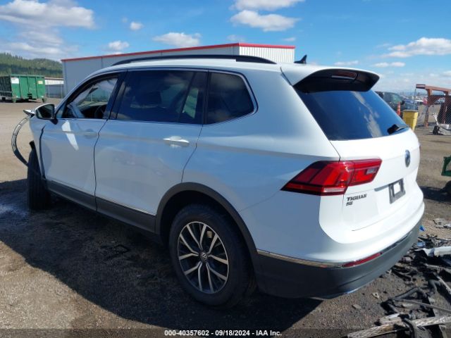 3VV2B7AX7LM020305 Volkswagen Tiguan 2.0t Se/2.0t Se R-line Black/2.0t Sel