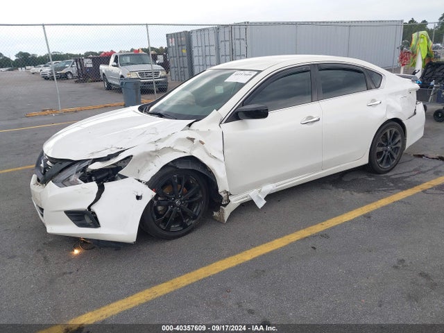 Nissan Altima 2.5 Sr 2018 1N4AL3AP5JC196094 Image 2