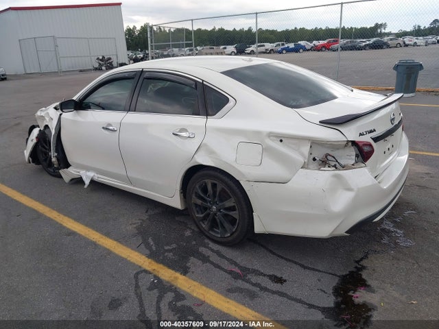 Nissan Altima 2.5 Sr 2018 1N4AL3AP5JC196094 Image 3