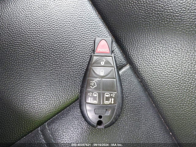 2C4RC1BG8GR301615 Chrysler Town & Country Touring
