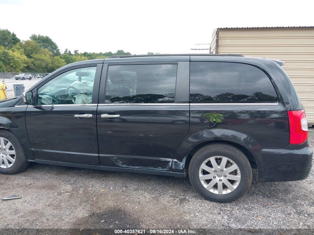 2C4RC1BG8GR301615 Chrysler Town & Country Touring