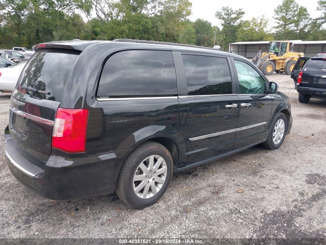 2C4RC1BG8GR301615 Chrysler Town & Country Touring