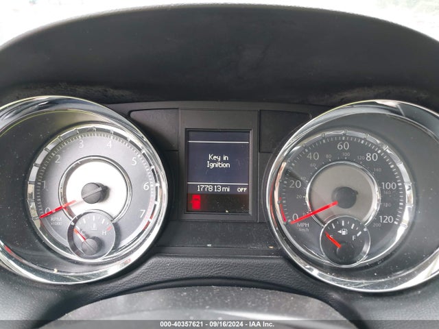 2C4RC1BG8GR301615 Chrysler Town & Country Touring