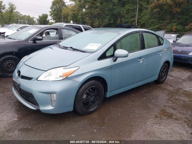 JTDKN3DU2E1752566 Toyota Prius Two