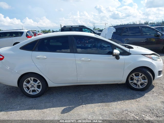 Ford FIESTA SE 2014 3FADP4BJ6EM118025 Image 13
