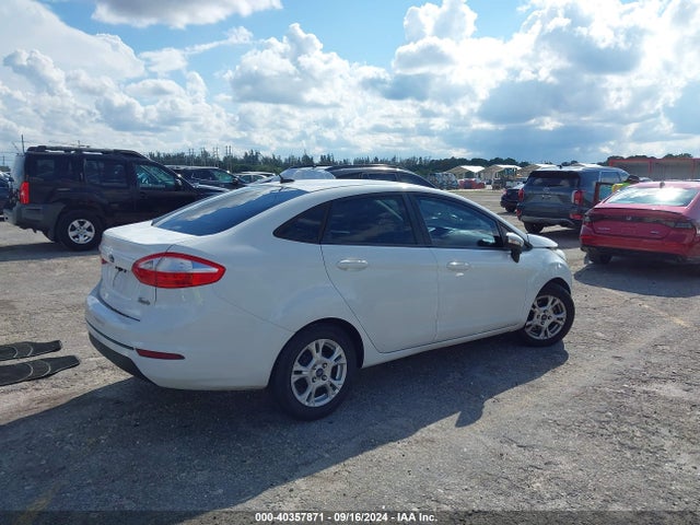 Ford FIESTA SE 2014 3FADP4BJ6EM118025 Image 4