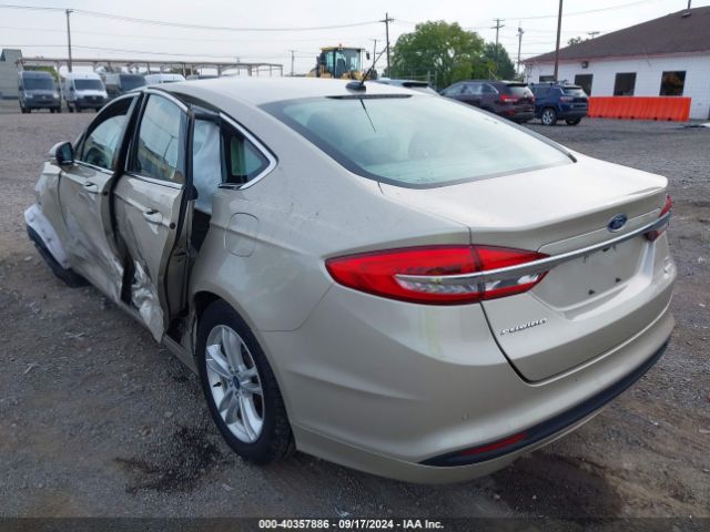 3FA6P0HD4JR279599 Ford FUSION SE