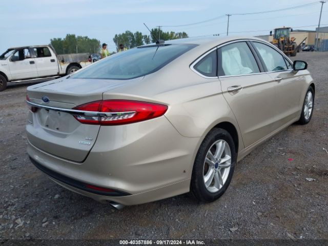 3FA6P0HD4JR279599 Ford FUSION SE