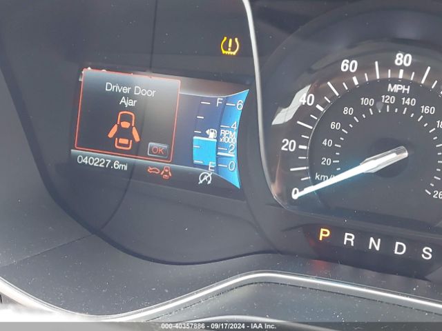 3FA6P0HD4JR279599 Ford FUSION SE