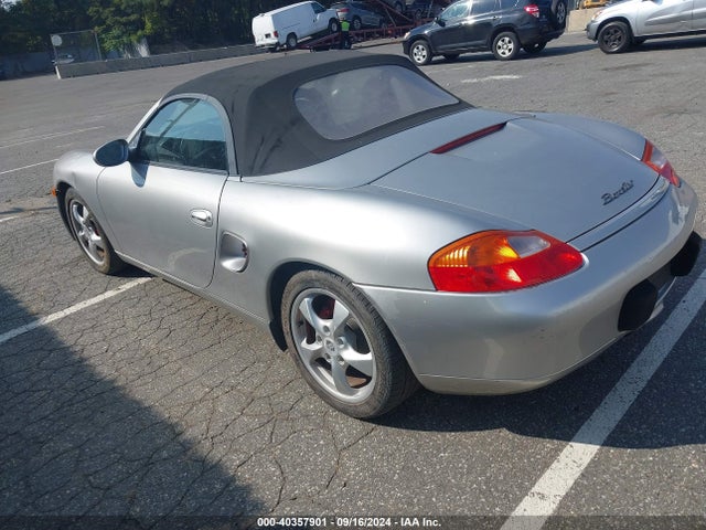 2002 PORSCHE BOXSTER WP0CA29842U623423 Photo 2