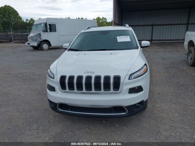 1C4PJLDB8HW526586 Jeep Cherokee Limited Fwd