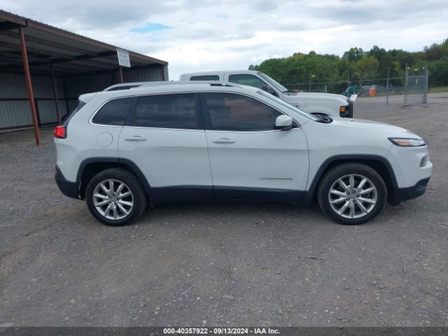 1C4PJLDB8HW526586 Jeep Cherokee Limited Fwd