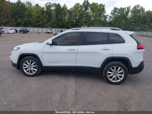 1C4PJLDB8HW526586 Jeep Cherokee Limited Fwd