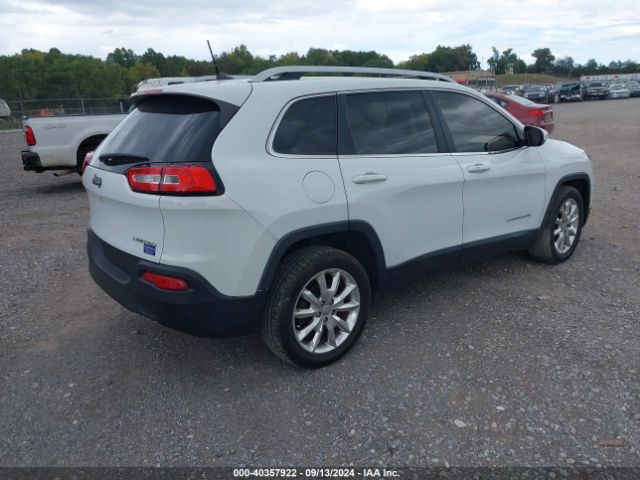 1C4PJLDB8HW526586 Jeep Cherokee Limited Fwd