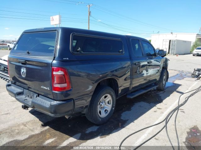 1C6RRFCG4MN714268 RAM 1500 Tradesman Quad Cab 4x4 6'4 Box