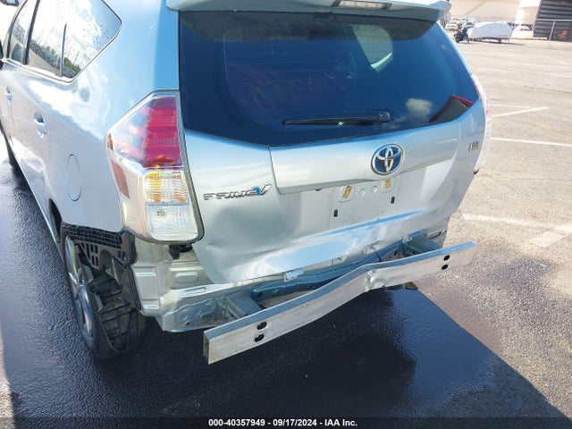 Toyota Prius V Five/four/three/two 2016 JTDZN3EU8GJ052132 Image 6