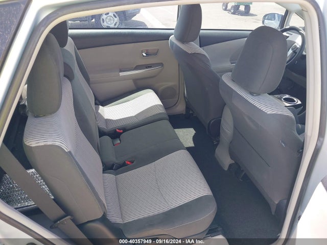 Toyota Prius V Five/four/three/two 2016 JTDZN3EU8GJ052132 Image 8