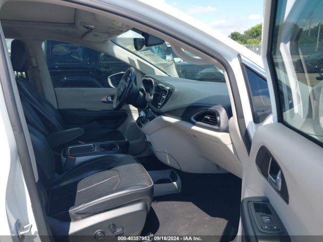 2C4RC1GG3JR170772 Chrysler Pacifica Limited