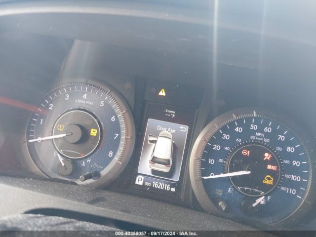 5TDYK3DC2FS668519 Toyota Sienna Xle Premium 8 Passenger
