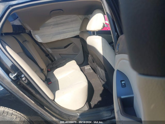 KIA Optima Lx 2015 5XXGM4A7XFG468766 Image 8