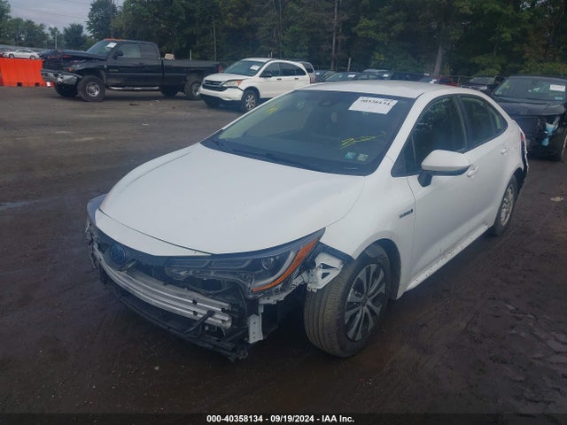 Toyota Corolla Hybrid Le 2020 JTDEBRBE7LJ019544 Image 2