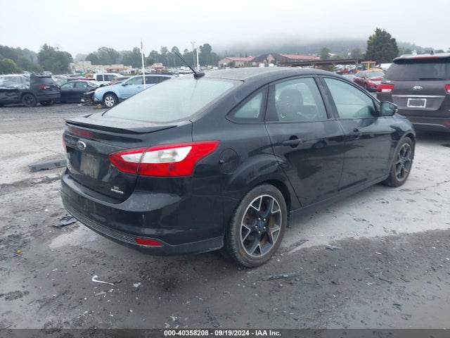 Ford FOCUS SE 2014 1FADP3F24EL227372 Image 4