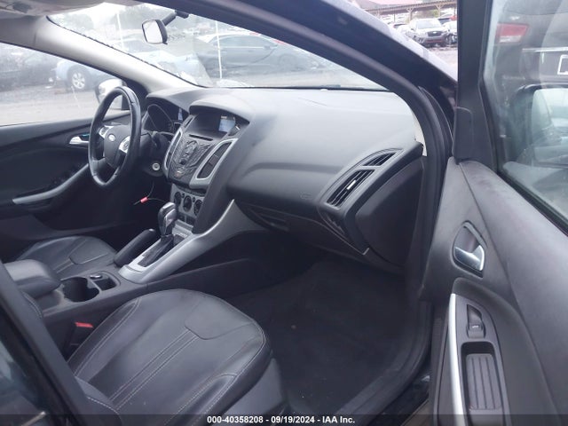 Ford FOCUS SE 2014 1FADP3F24EL227372 Image 5