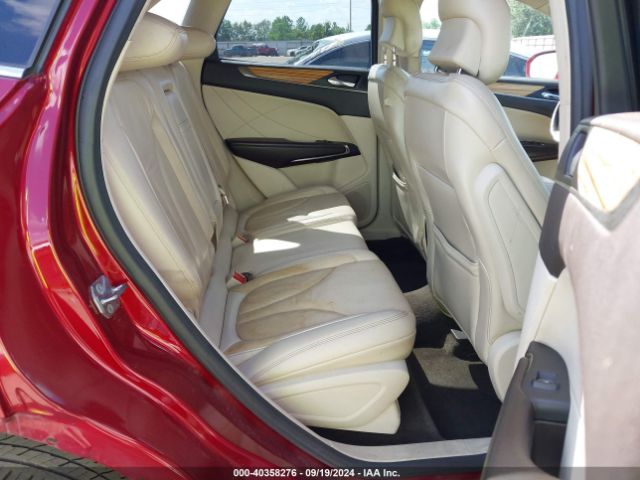 5LMCJ2C90GUJ08498 Lincoln MKC SELECT