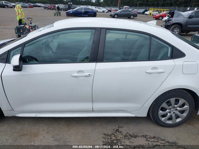 Toyota COROLLA LE 2021 5YFEPMAE5MP147364 Image 14