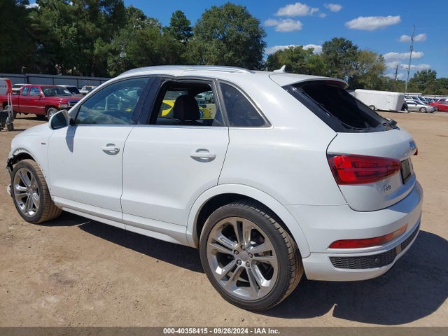 WA1GFCFS0GR004802 Audi Q3 2.0t Premium Plus